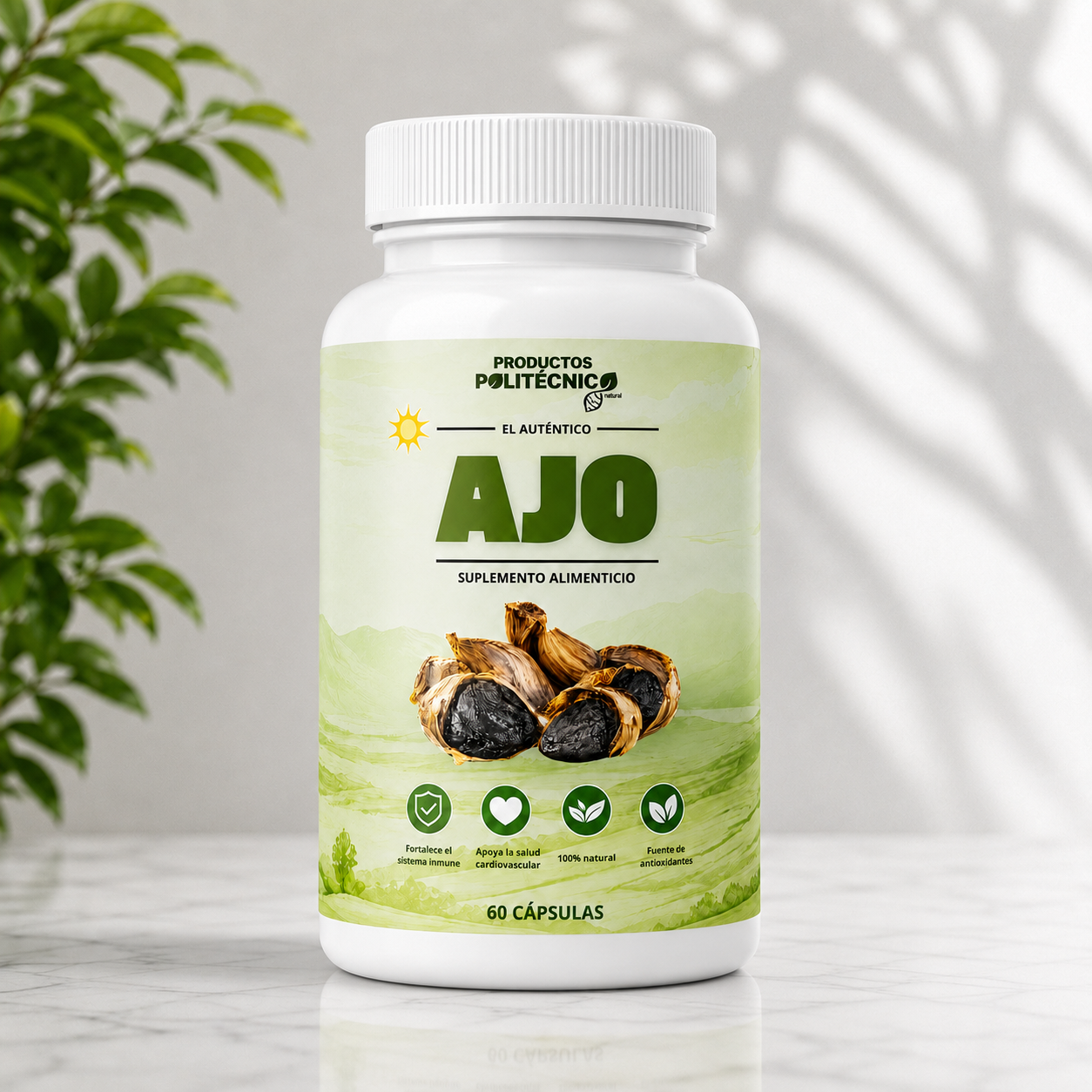 Frasco blanco de Ajo Productos Politécnico con etiqueta verde y ajos negros, 60 cápsulas, de frente sobre mármol con planta a